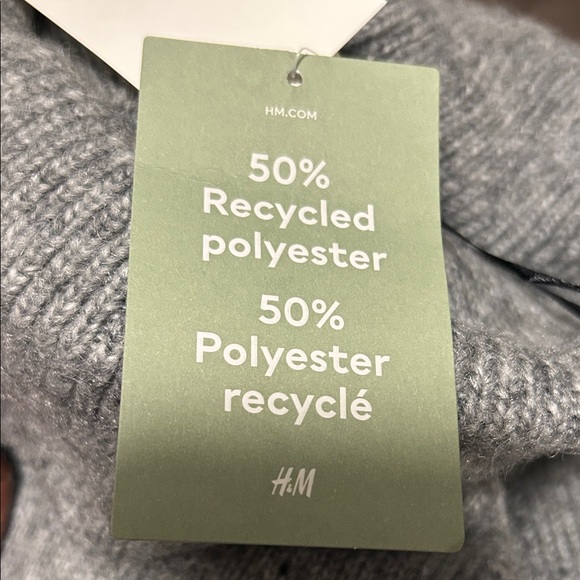 H&M Gray Turtleneck Sweater - Picture 4 of 10